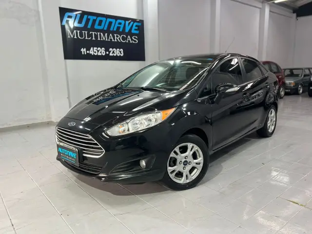 Carro Ford New Fiesta Sedan 2015 1.6 Titanium PowerShift (Flex)