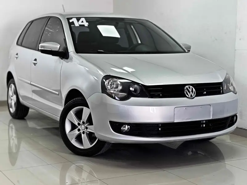 Volkswagen Polo Hatch. Sportline 1.6 8V I-Motion (Aut) (Flex)