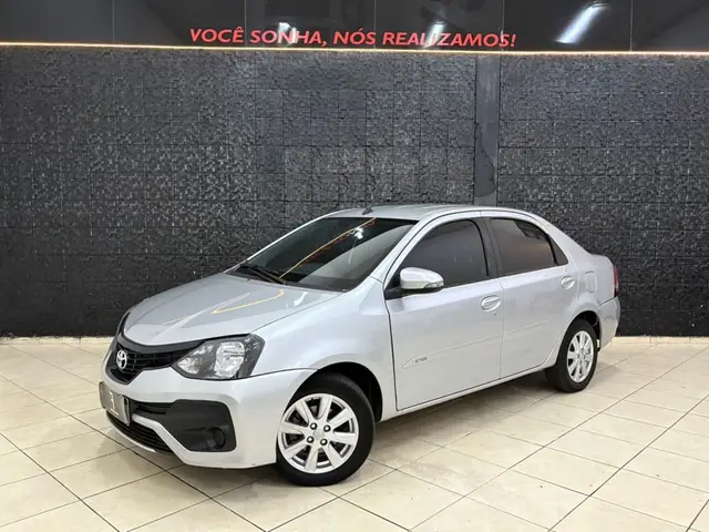 Carro Toyota Etios Sedan 2019 X Plus 1.5 (Aut) (Flex)