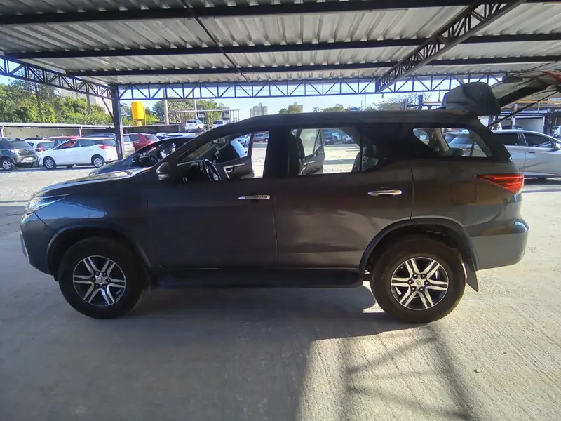 Toyota SW4 2.7 SRV 7L 4x2 (Aut) (Flex)