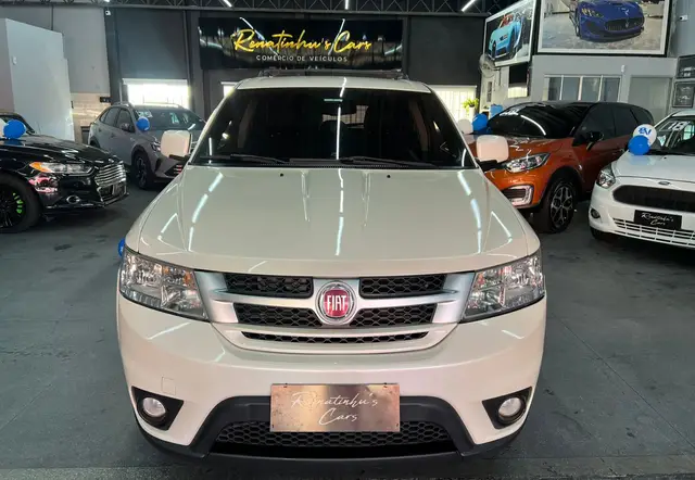 Carro Fiat Freemont 2014 2.4 16V Emotion (Aut)