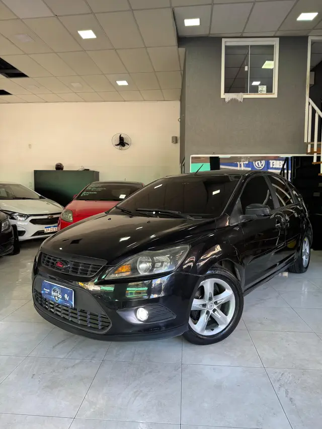 Carro Ford Focus Hatch 2012 GLX 1.6 16V (Flex)