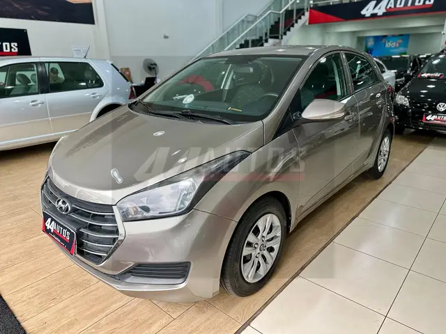 Carro Hyundai HB20 2016 1.6 Comfort Plus (Flex)
