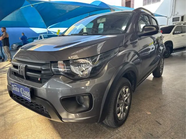 Carro Fiat Mobi 2024 Trekking 1.0