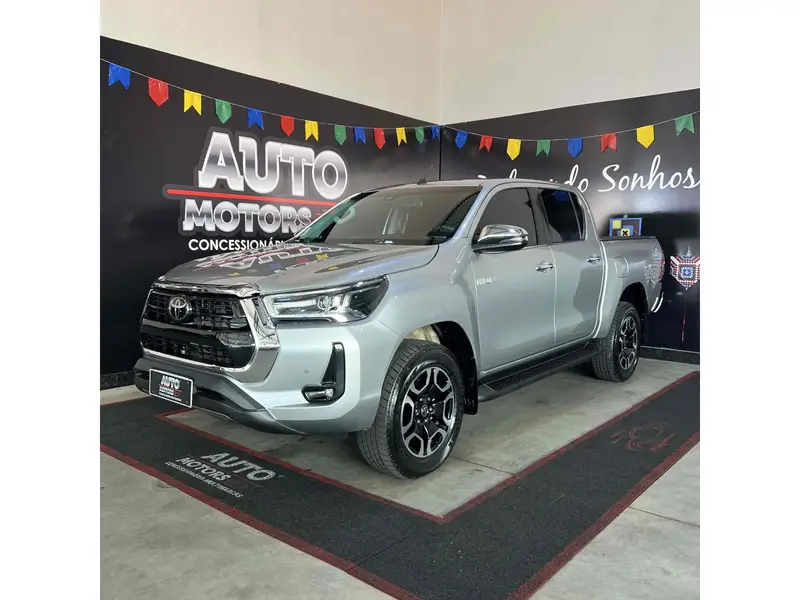 Toyota Hilux Cabine Dupla SRX 2.8 TDI CD 4x4 (Aut)