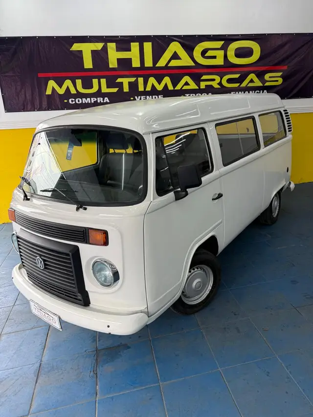 Carro Volkswagen Kombi 2009 Standard 1.4 (Flex)
