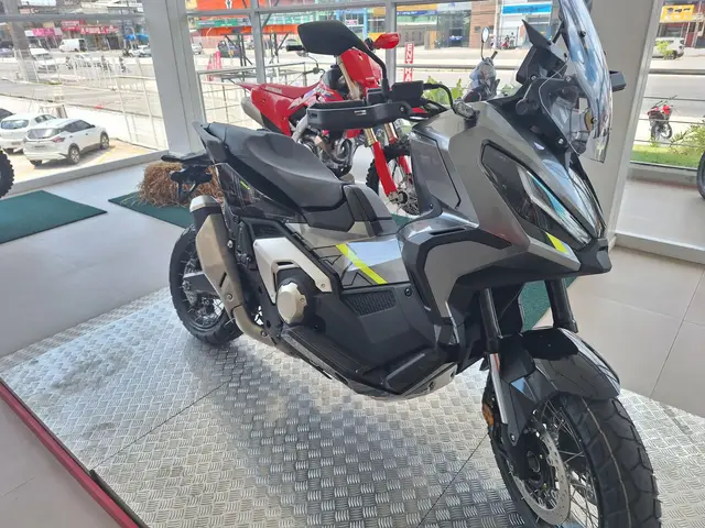 Moto Honda ADV 2025 X-ADV