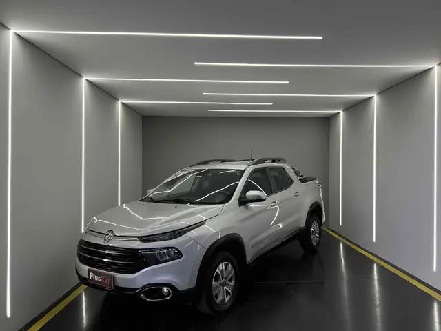 Carro Fiat Toro 2017 Freedom Open Edition Plus 1.8 AT6 4x2 (Flex)
