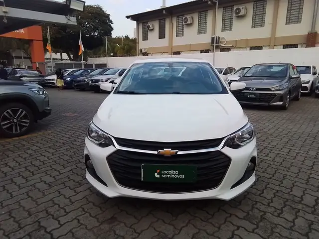 Carro Chevrolet Onix Plus 2024 LT 1.0