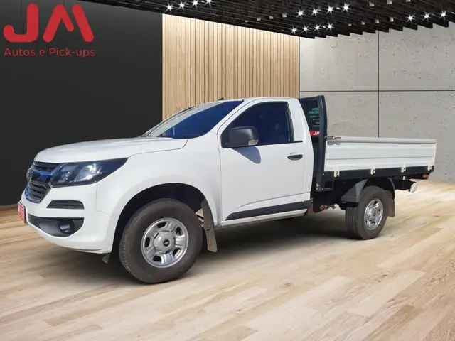 Carro Chevrolet S10 Cabine Simples 2019 S10 2.8 CTDi Chassi Cabine LS 4WD