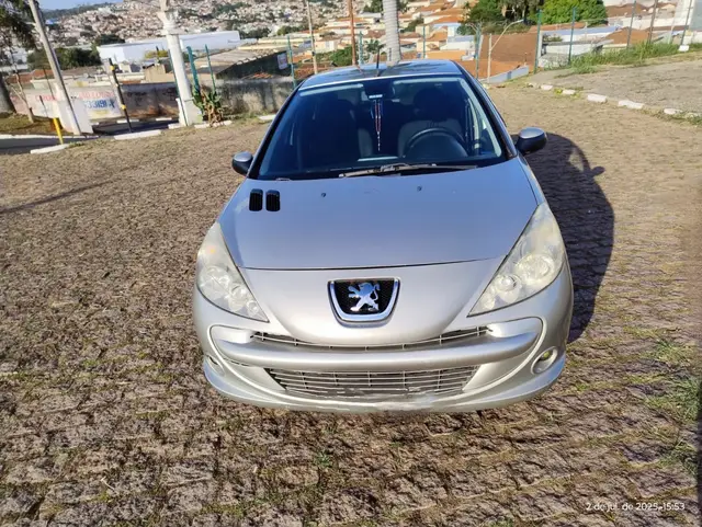 Carro Peugeot 207 2012 Hatch XR Sport 1.4 8V (flex)