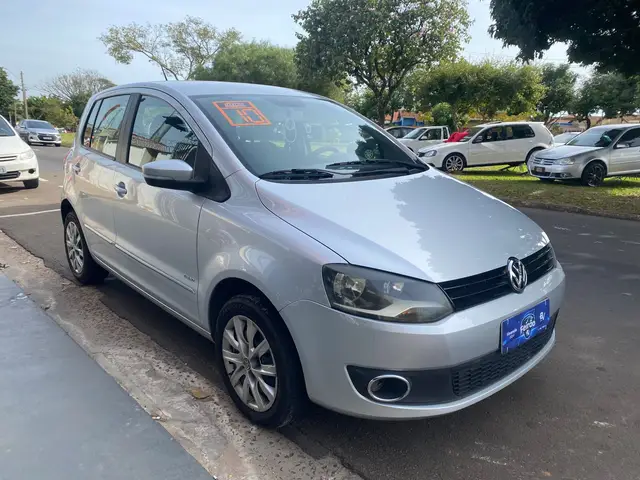 Carro Volkswagen Fox 2010 1.0 8V (Flex) 2p