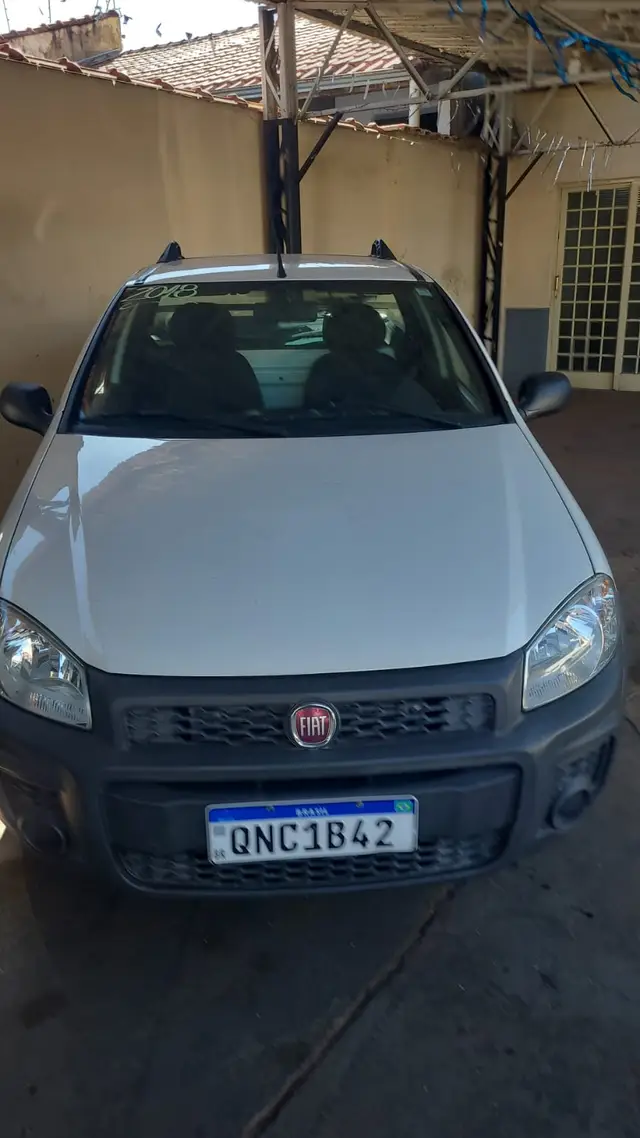 Carro Fiat Strada 2018 Hard Working 1.4 (Flex) (Cabine Simples)