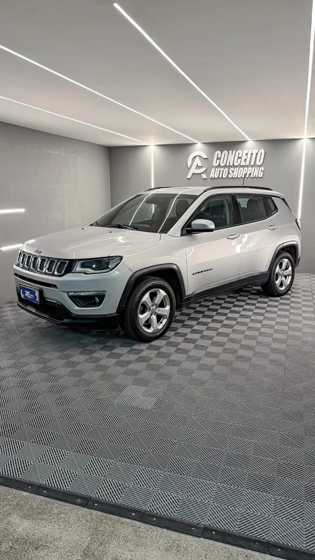Carro Jeep Compass 2017 2.0 Sport 4x2 (Aut) (Flex)