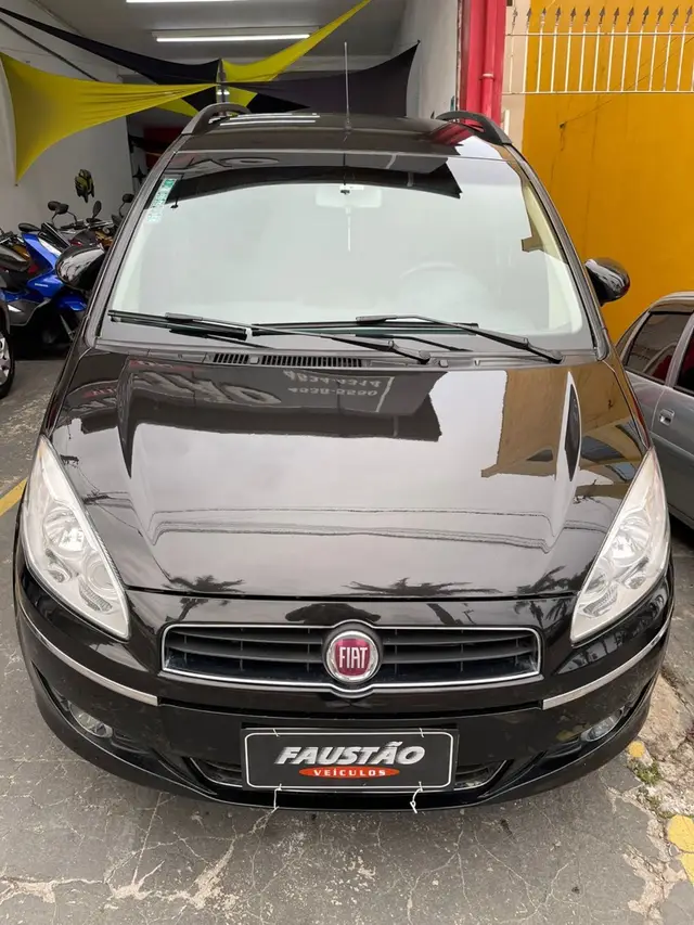 Carro Fiat Idea 2011 Essence 1.6 16V E.TorQ Dualogic (Flex)