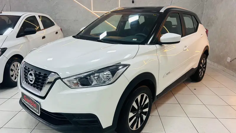 Nissan 1.6 S CVT (Flex)