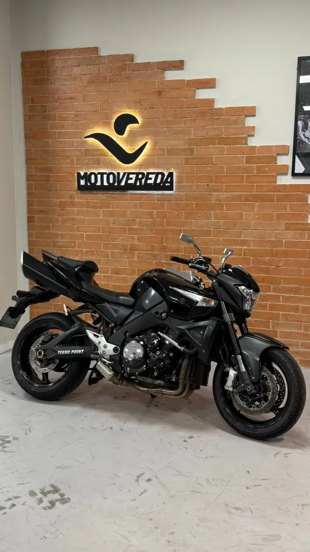 Moto Suzuki Gsx 1300 2012 B King