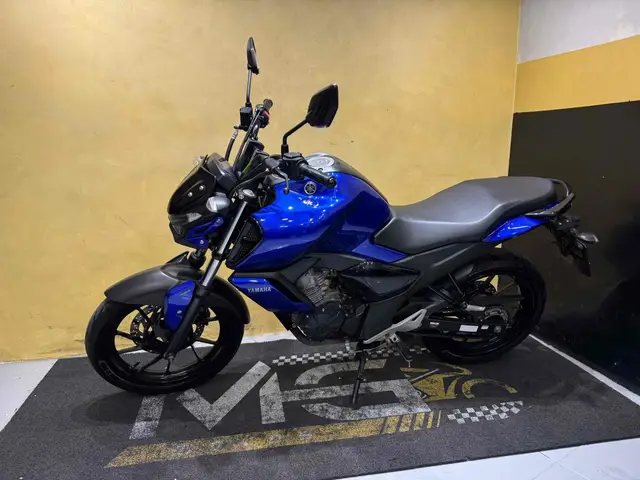 Moto Yamaha Fazer FZ15 2024 ABS