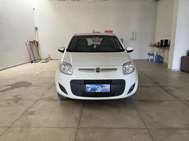 Carro Fiat Palio 2015 Attractive 1.0 Evo (Flex)