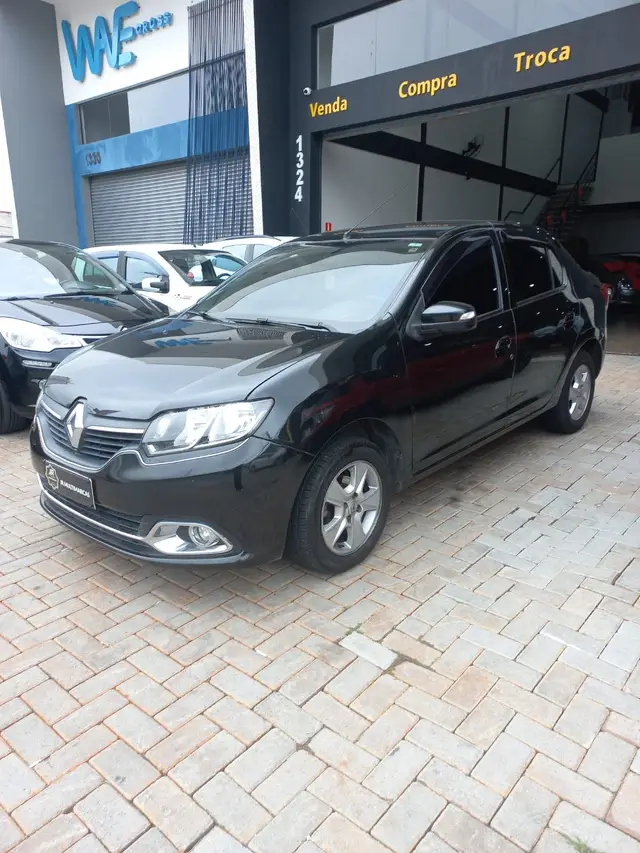 Carro Renault Logan 2014 Dynamique 1.6 8V
