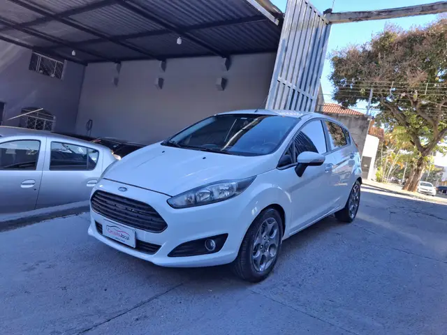 Carro Ford New Fiesta Hatch 2016 New Fiesta SE 1.5 16V