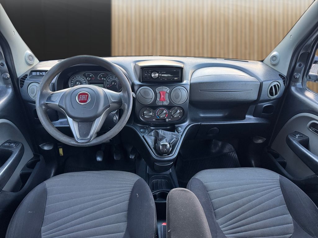 Doblò Essence 1.8 7L (Flex)