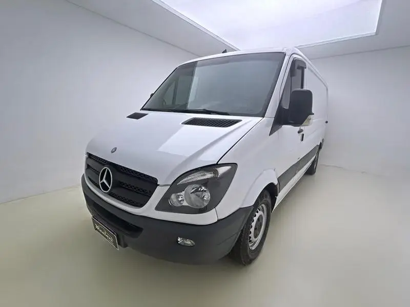 Mercedes-Benz Furgão 311 CDI Street  7,5m