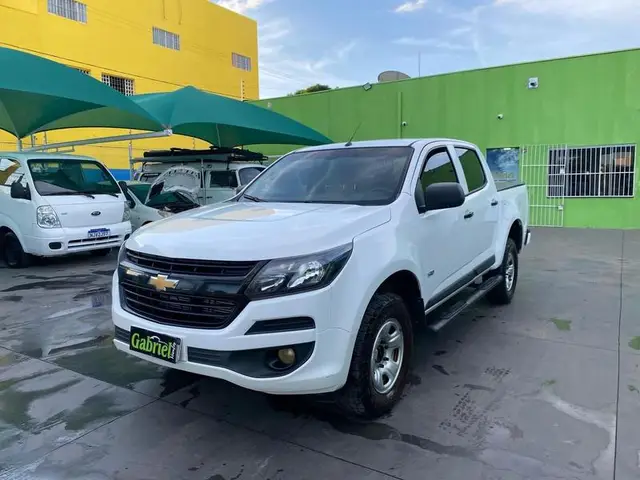 Carro Chevrolet S10 Cabine Simples 2020 S10 2.8 CTDi Chassi Cabine LS 4WD