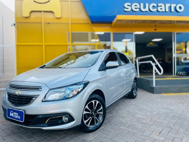Carro Chevrolet Onix 2015 1.4 LTZ SPE/4 (Aut)