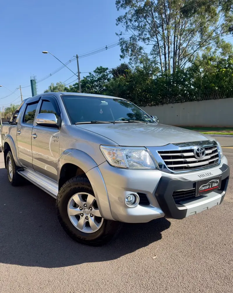 Toyota Hilux Cabine Dupla Hilux 2.7 SRV CD 4x2 (Flex) (Aut)