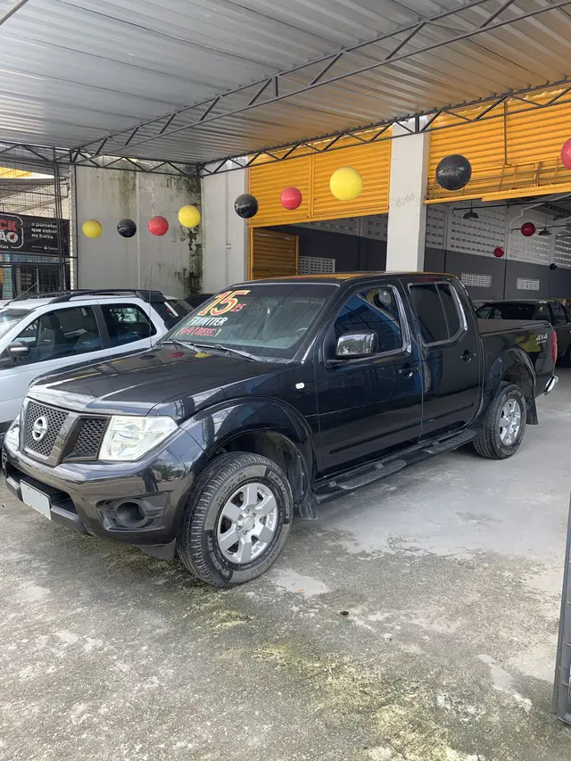 Carro Nissan Frontier 2015 2.5 TD CD 4x4 S