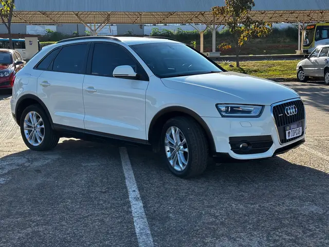 Carro Audi Q3 2014 2.0 TFSI Ambiente S Tronic Quattro