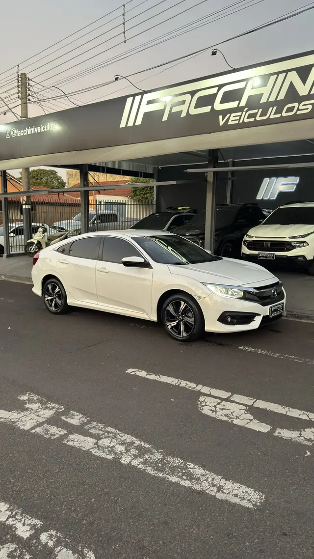 Carro Honda Civic 2017 EXL 2.0 i-VTEC CVT