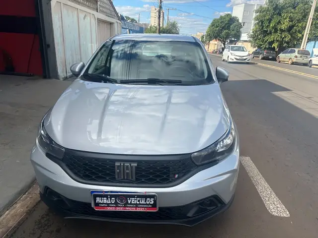 Carro Fiat Argo 2024 Drive 1.0
