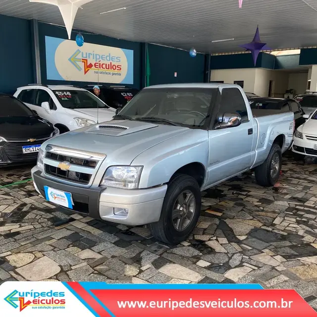 Carro Chevrolet S10 Cabine Simples 2011 S10 Advantage 4x2 2.4 (Flex) (Cab Simples)