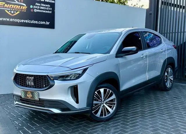 Carro Fiat Fastback 2024 Audace
