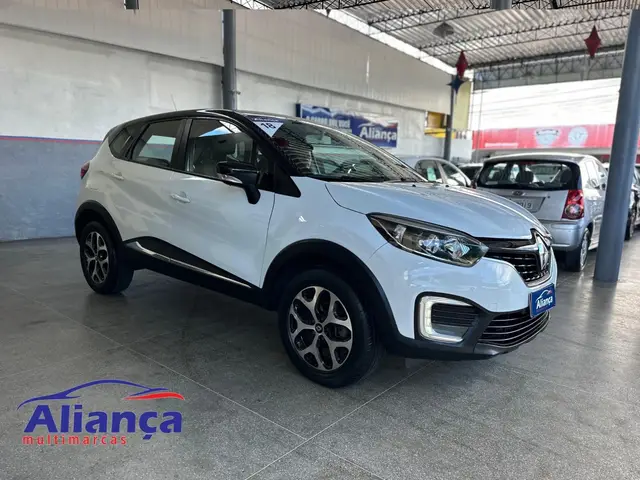 Carro Renault Captur 2018 Life 1.6 16v SCe CVT (Flex)