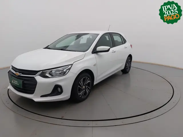Carro Chevrolet Onix Plus 2024 LT 1.0
