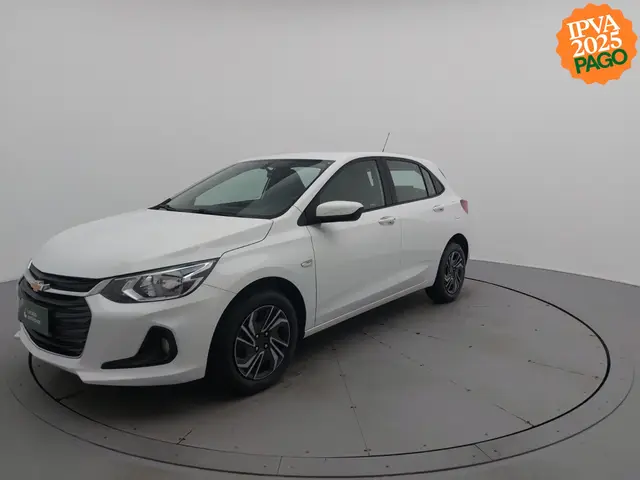 Carro Chevrolet Onix Plus 2024 LT 1.0