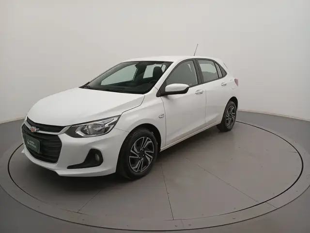 Carro Chevrolet Onix Plus 2024 LT 1.0