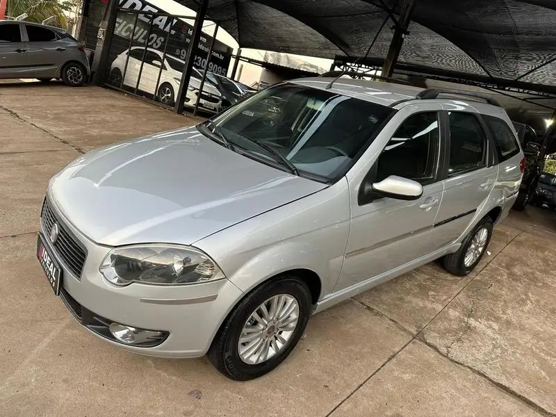 Fiat Palio Weekend Attractive 1.4 8V (Flex)