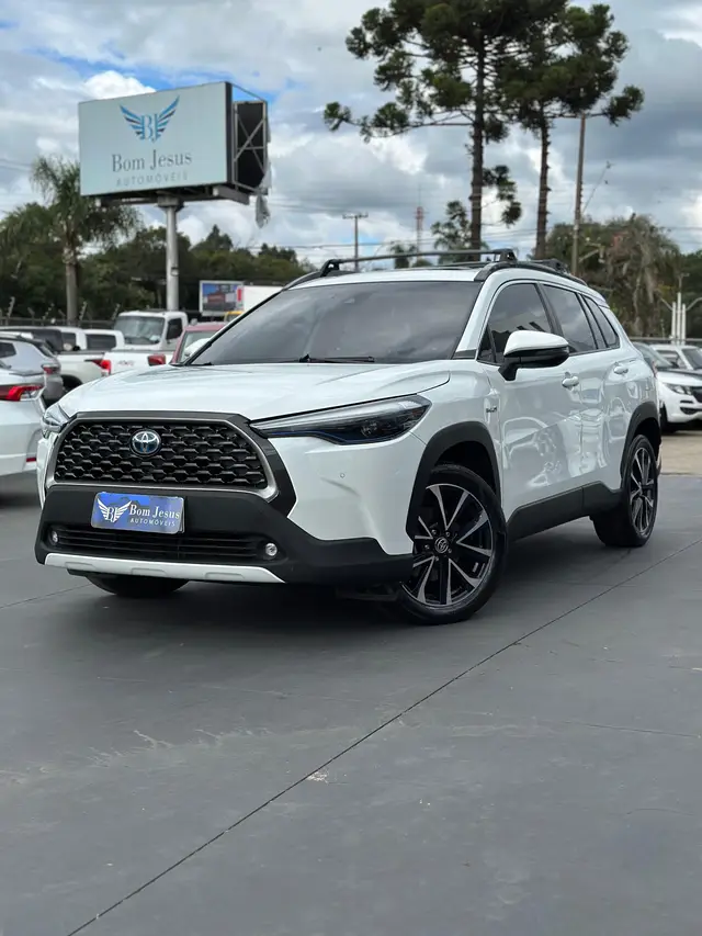 Carro Toyota Corolla Cross 2023 XRX Hybrid 1.8 (flex) (Aut)