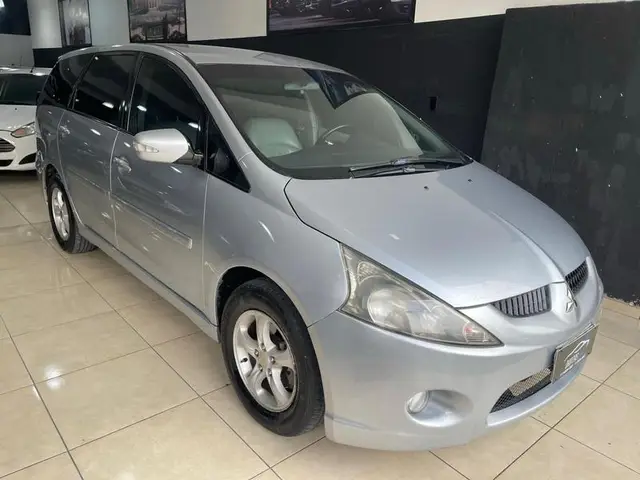 Carro Mitsubishi Grandis 2007 2.4 16V