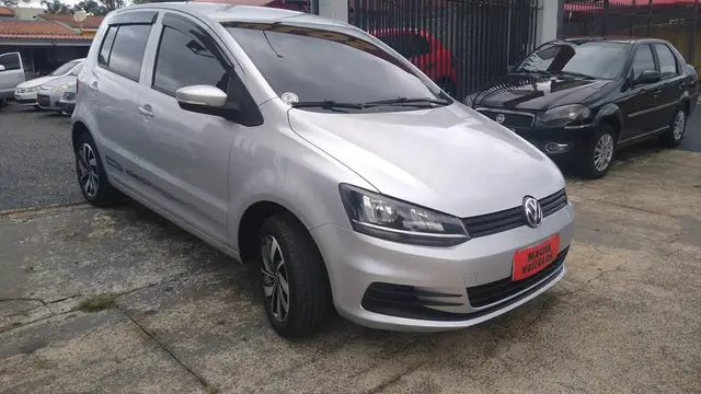 Carro Volkswagen Fox 2016 1.0 MPI Trendline (Flex)
