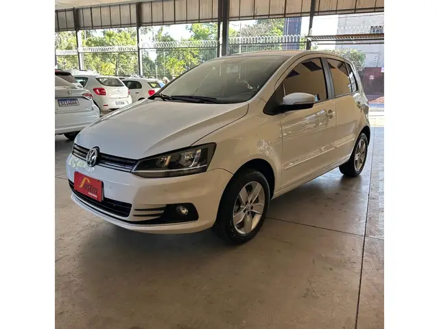 Carro Volkswagen Fox 2018 1.6 MSI Comfortline (Flex)