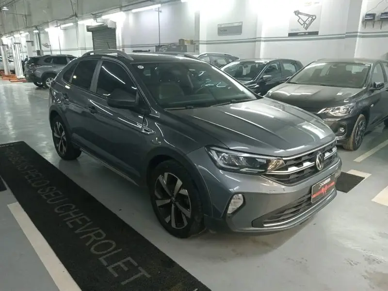 Volkswagen Nivus Highline 200 TSI