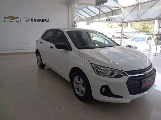 Carro Chevrolet Onix 2024 1.0