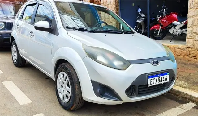 Carro Ford Fiesta Hatch 2012 1.6 (Flex)