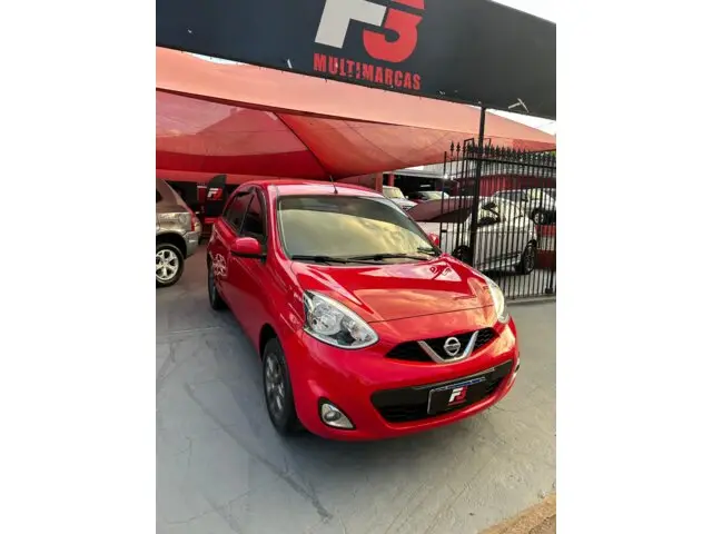 Carro Nissan March 2016 1.0 12V SV (Flex)