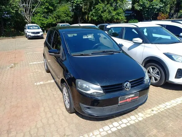 Carro Volkswagen Fox 2013 1.0 TEC (Flex) 4p